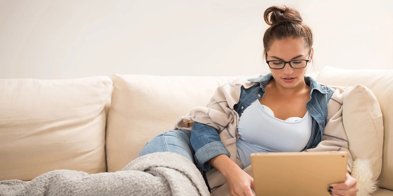 Nên dùng máy hút sữa sau khi đi làm lại